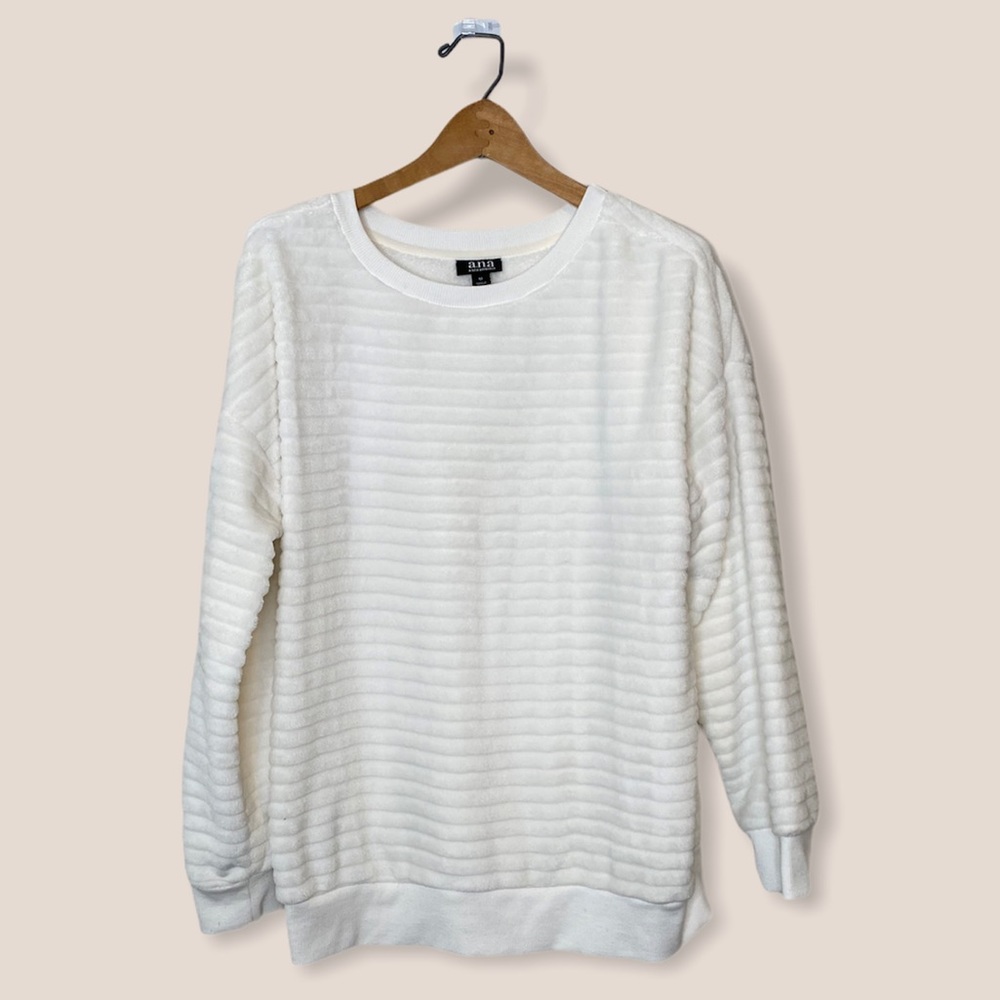 Fuzzy White crew neck Sweater